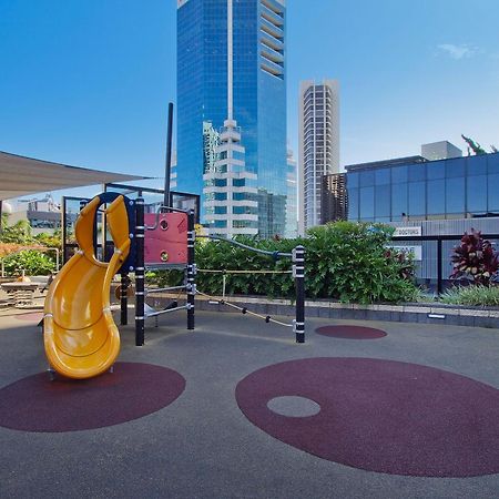 Circle On Cavill By Vaun Lejlighedshotel Gold Coast Eksteriør billede