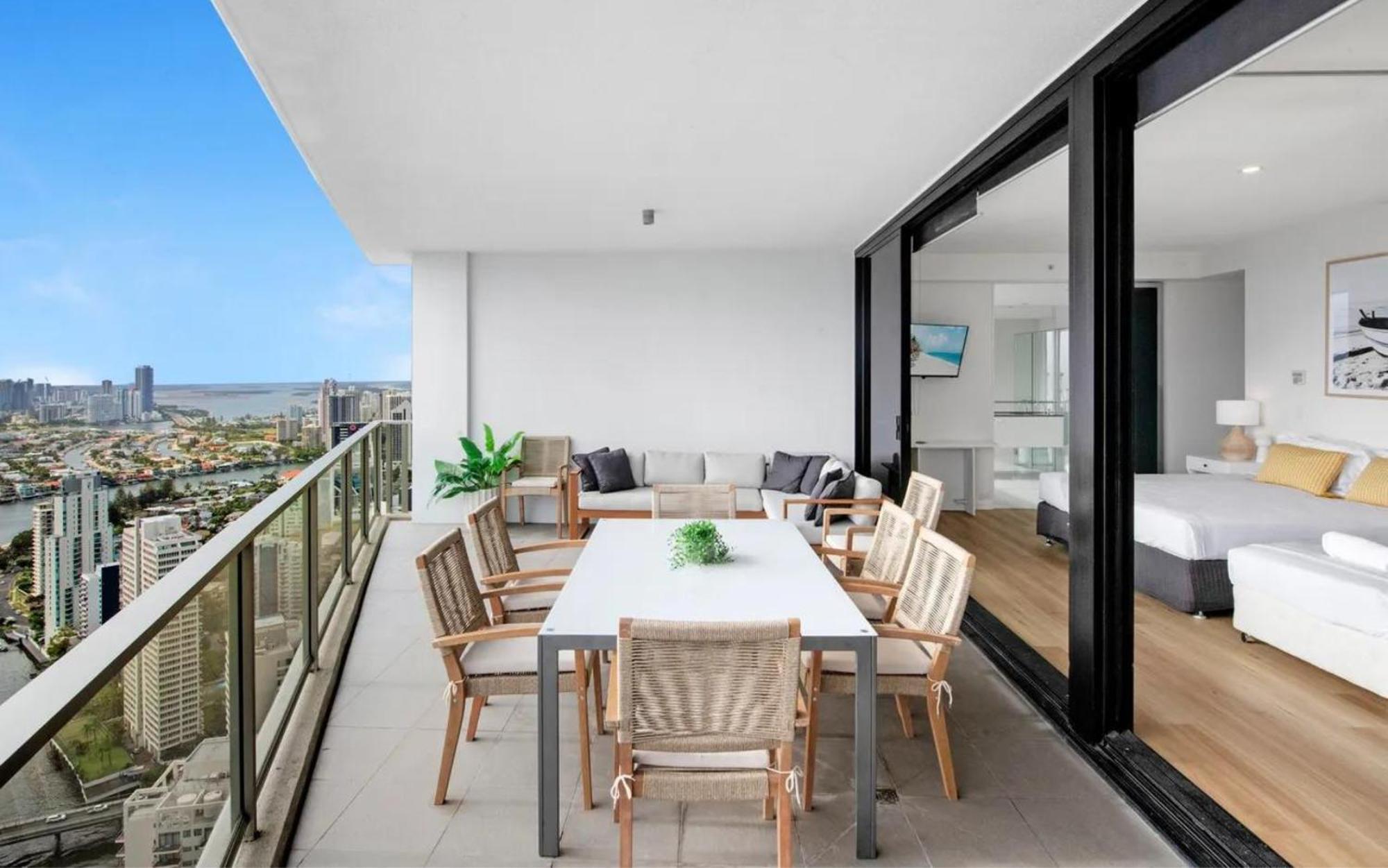 Circle On Cavill By Vaun Lejlighedshotel Gold Coast Eksteriør billede