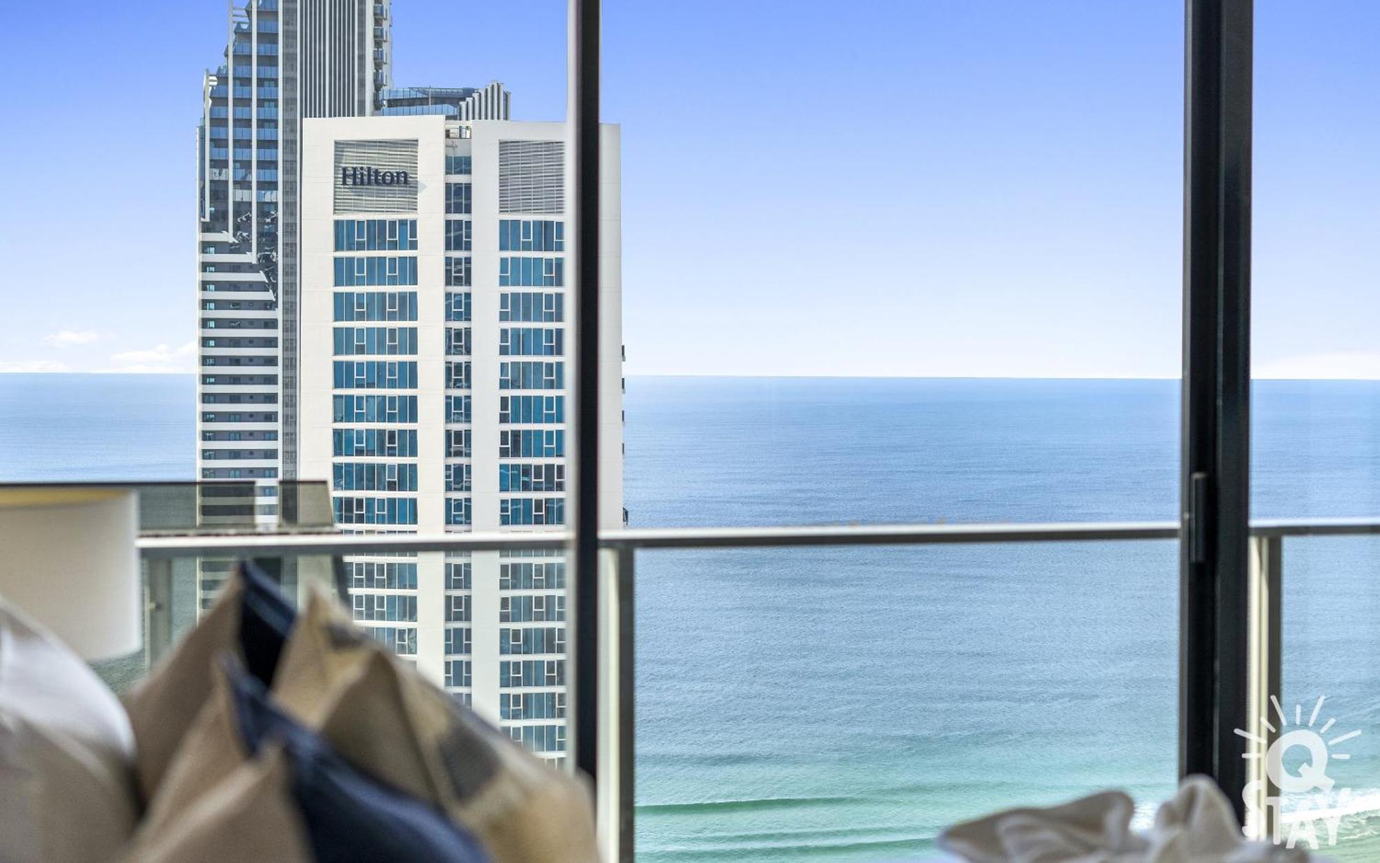 Circle On Cavill By Vaun Lejlighedshotel Gold Coast Eksteriør billede