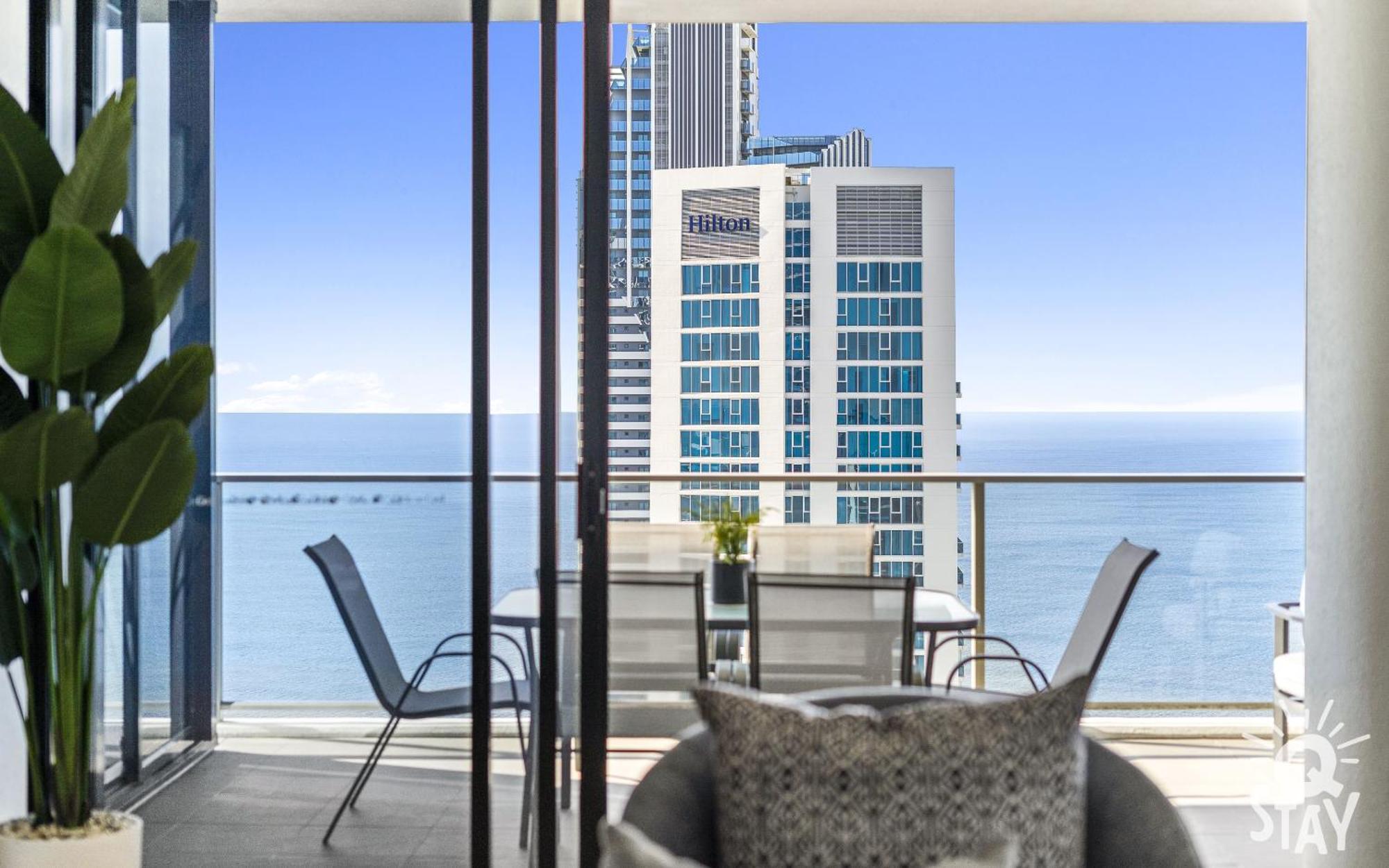 Circle On Cavill By Vaun Lejlighedshotel Gold Coast Eksteriør billede