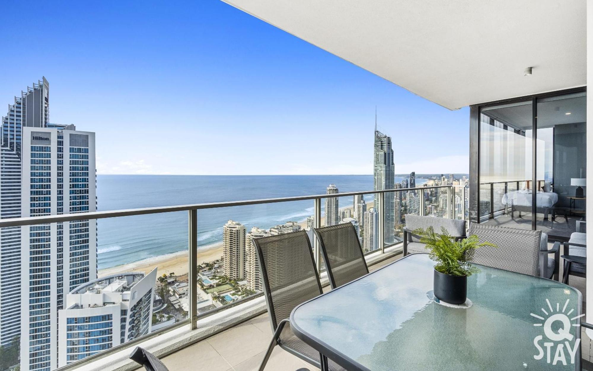 Circle On Cavill By Vaun Lejlighedshotel Gold Coast Eksteriør billede