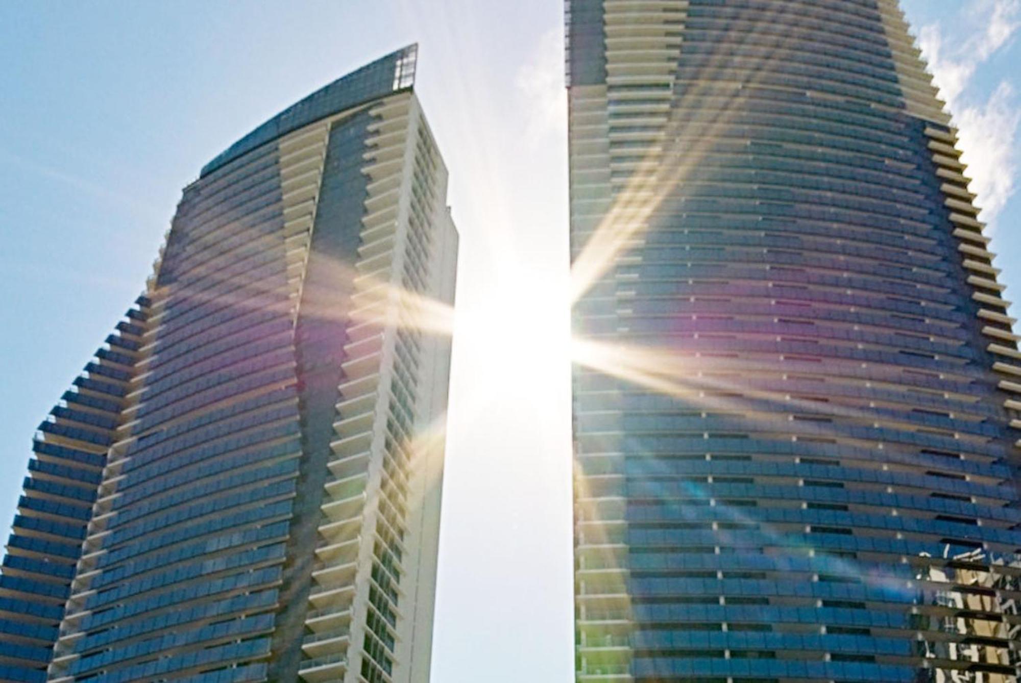 Circle On Cavill By Vaun Lejlighedshotel Gold Coast Eksteriør billede